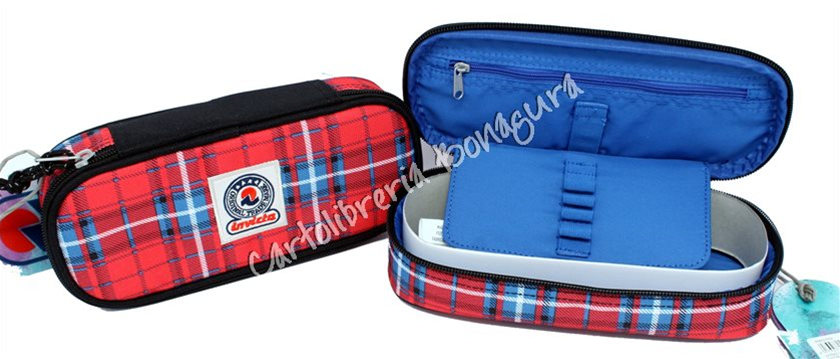 Bustina Round Plus Red Plain Invicta